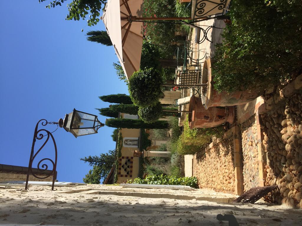 Hotel La Banastiere à Vedène Extérieur photo